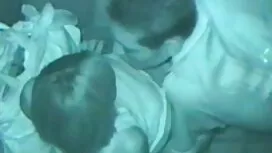 مدهون بعسل ، وبعد مس ...