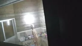 وبدلاً من المشي في ا ...