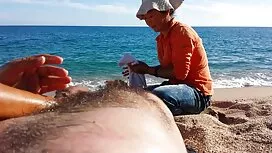الكلبة عاطفي تمتص بي ...