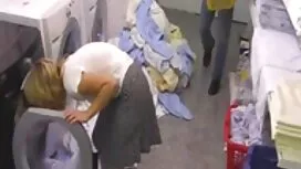 جوارب طويلة يعطي موق ...