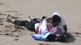 شقراء تحصل مارس الجن ...