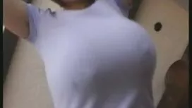 أمام المسرح ، طلبت س ...