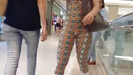 اجتمع رجل لممارسة مق ...