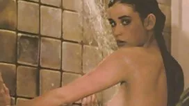 رجل يبلغ من العمر ال ...
